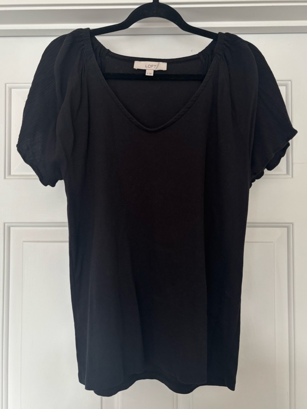 LOFT Black Puff Sleeve V-Neck Blouse Women’s Size XL